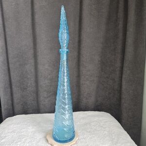 Elegant Blue Glass Art Sculpture